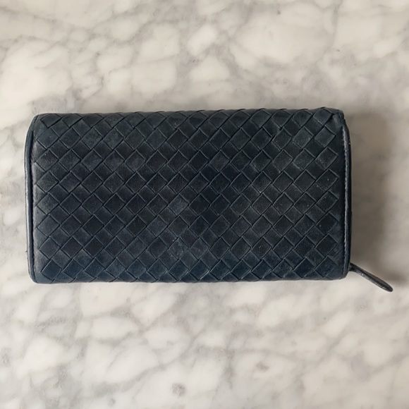 Bottega Veneta Intrecciato Weave Leather Continental Wallet - Picture 3 of 8